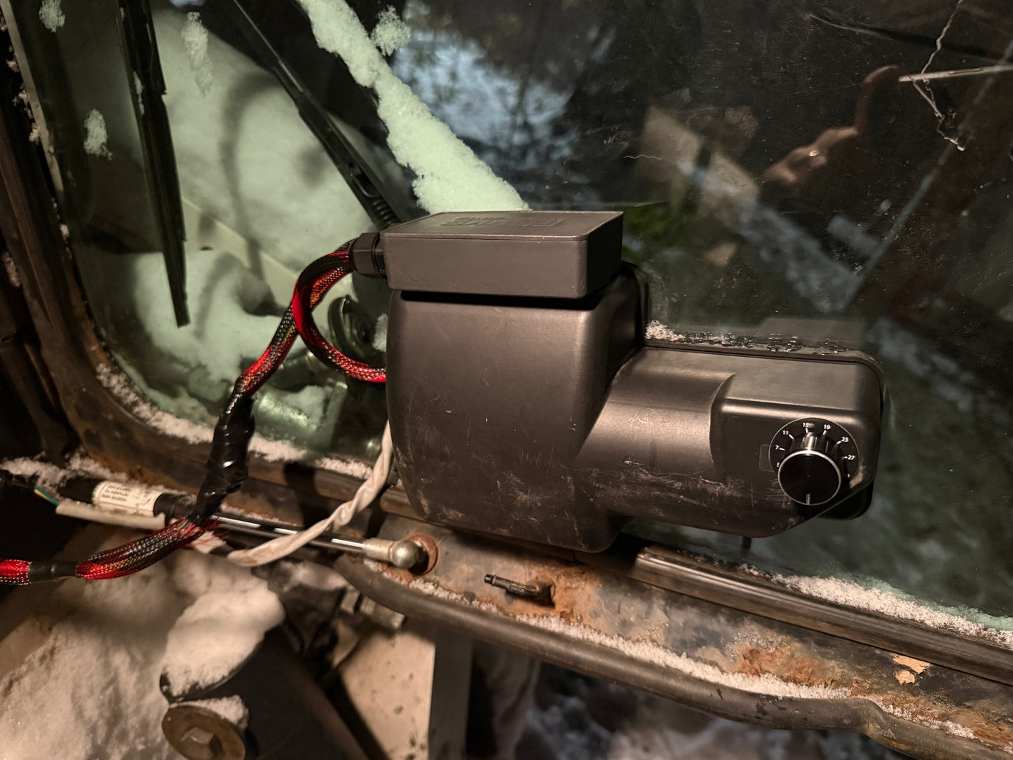 Plug & Play Intermittent Wiper Delay Kit for 1998-2008 Bobcat Excavators| 3-30 Sec Adjustable Delay Knob | Easy Install & Durable Design