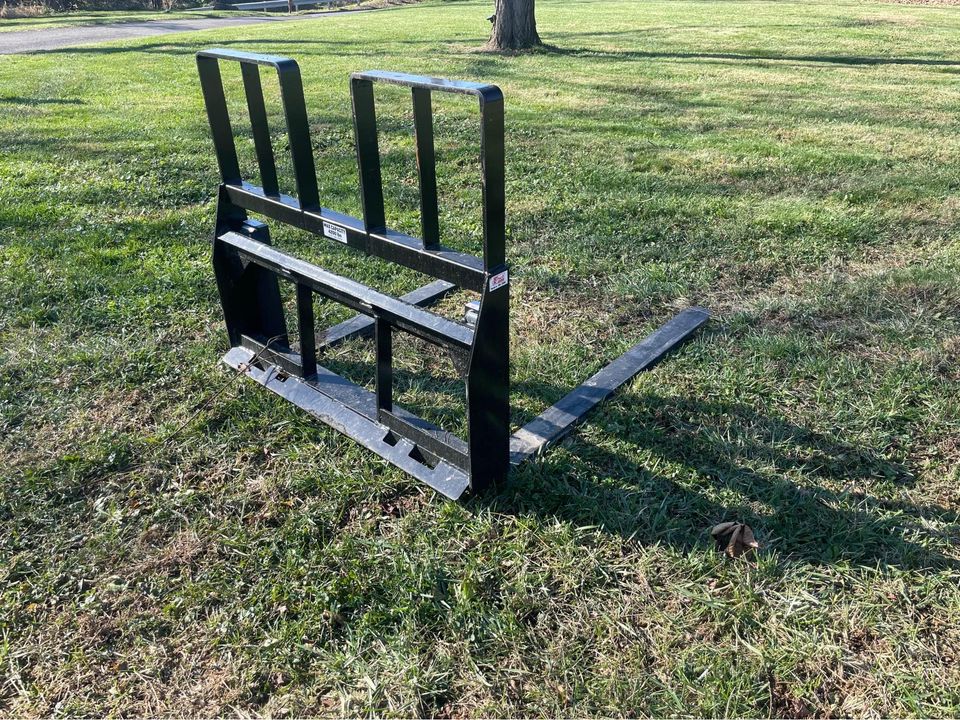 USA Made 4200 LB Capacity Skid Steer Pallet Forks Walk-Through Design 48" Tines